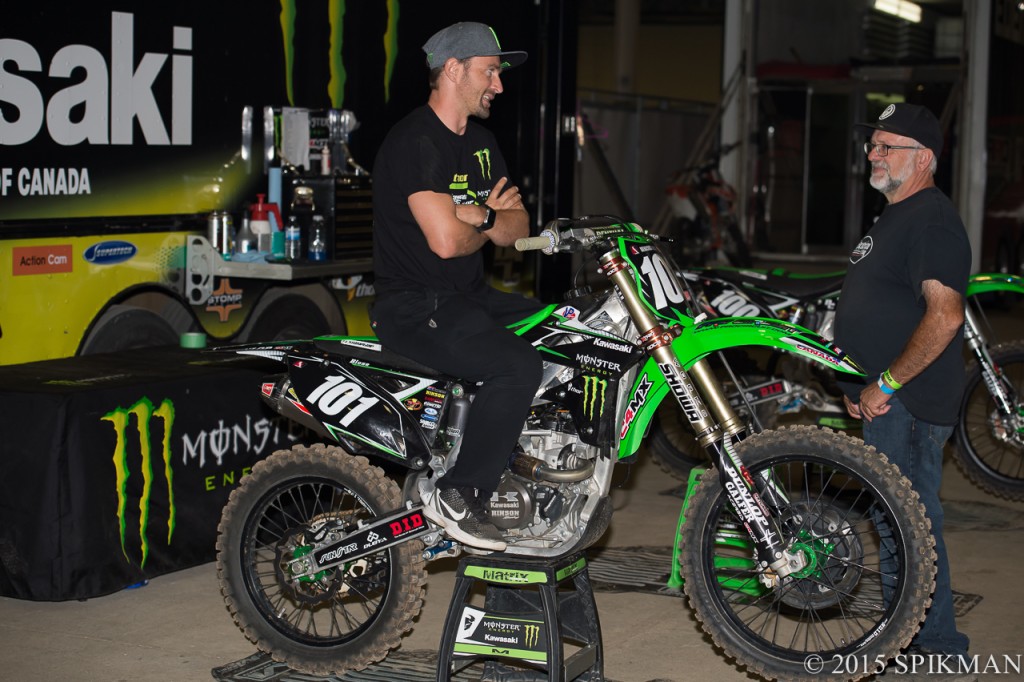 Brett Metcalfe was in town for the Parts Canada Showcase Sunday and hung out with the Monster Energy Thor Kawasaki team. 