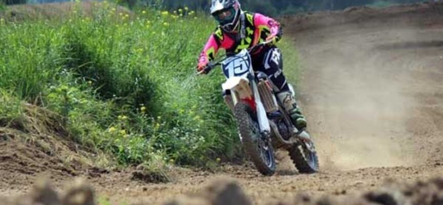 Out of the Blue | Danielle Pettis | Presented by Schrader’s