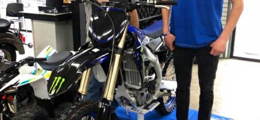 Julien Benek Signs with Sky Racing