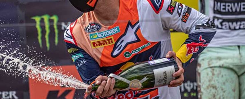 Vialle Sweeps MX2 Season Opener in Russia