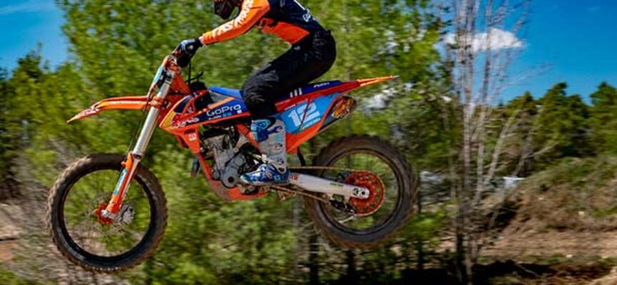 Out of the Blue | Chelsey Hennig | Presented by Schrader’s