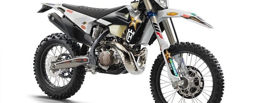 PUSH THE LIMITS WITH HUSQVARNA MOTORCYCLES’ 2022 TE 300I ROCKSTAR EDITION