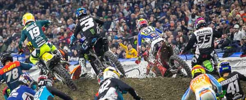 Indianapolis Supercross Photo Report from the Note Pad