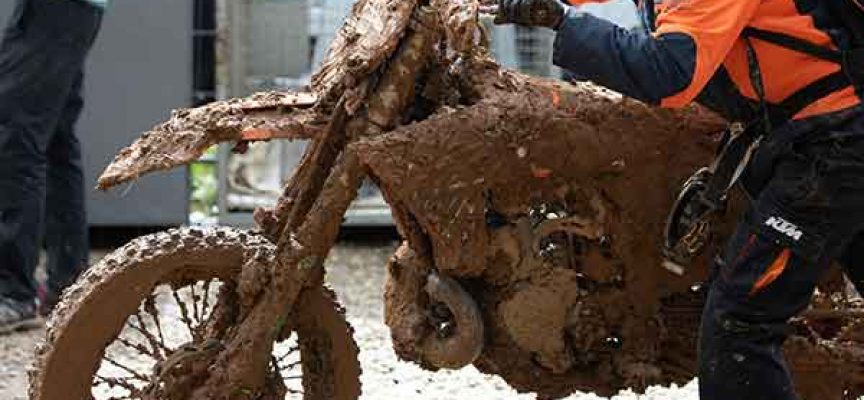 MXGP of Italy | Kate Checks in from Europe