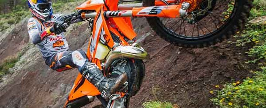 <strong>KTM INTRODUCES AN ALL-NEW HARDENDURO NAMEPLATE TO ITS 2024 ENDURO LINE-UP</strong>