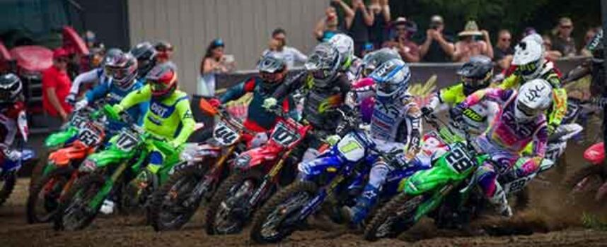 Get Your Tickets for the Final Round of Canadian Triple Crown Series at Walton Raceway!